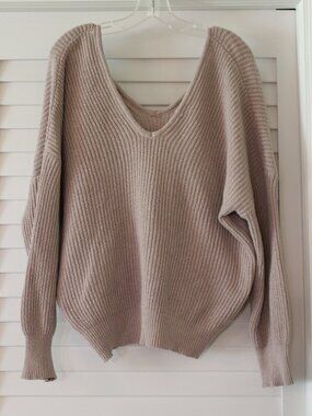 Womens Size 12/XL beige/tan long-sleeved knit sweater with wide V-neckline